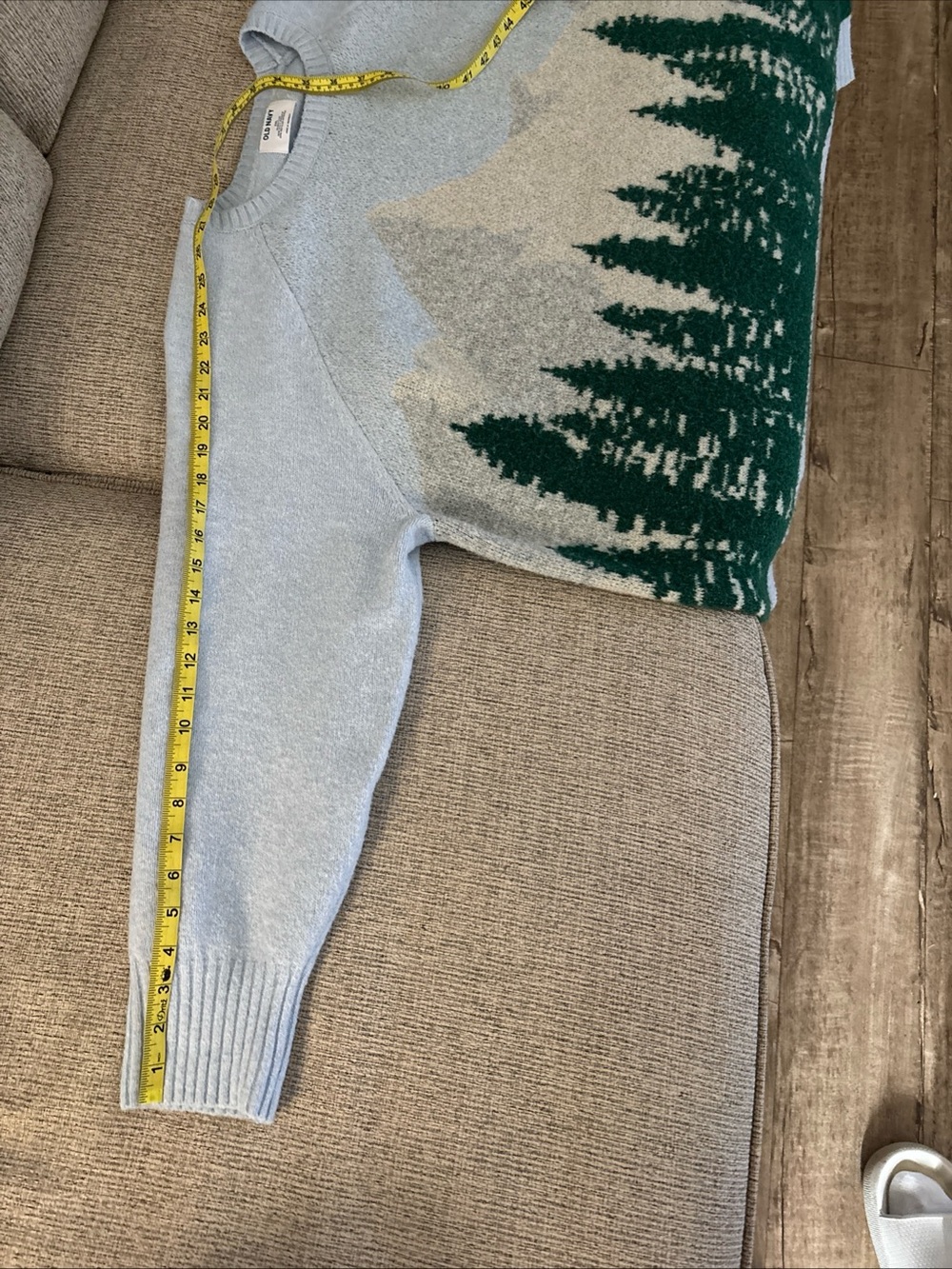 Sz XXL Old Navy Light Blue Scenic Forest Christmas vibes Crewneck Sweater used - Picture 12 of 15